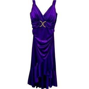 Medium Juniors Special Occasion Dress